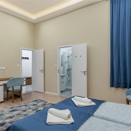 Apartment With 2 Bedrooms Near Gellert Thermal Bath Budapest Kültér fotó